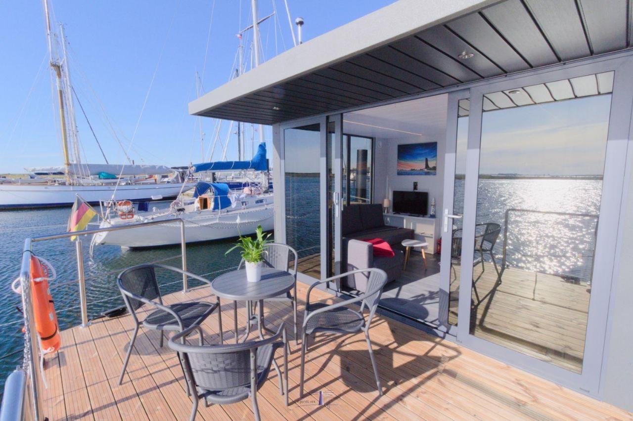 Hausboot Fjord Lacerta Mit Dachterrasse In Wendtorf Bagian luar foto